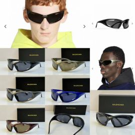 Picture of Balenciga Sunglasses _SKUfw55480637fw